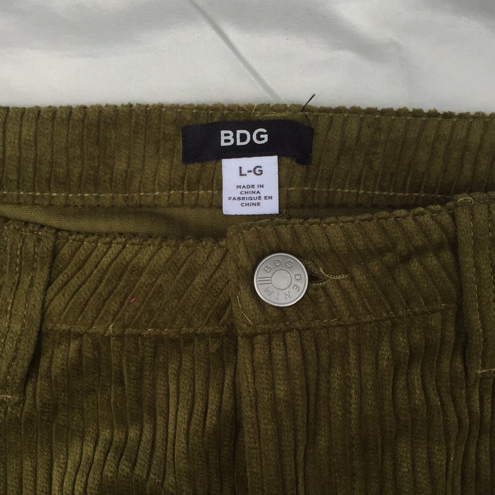 BDG Green Corduroy Skirt - Picture 3 of 3